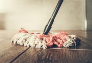 How to Use a Dust Mop